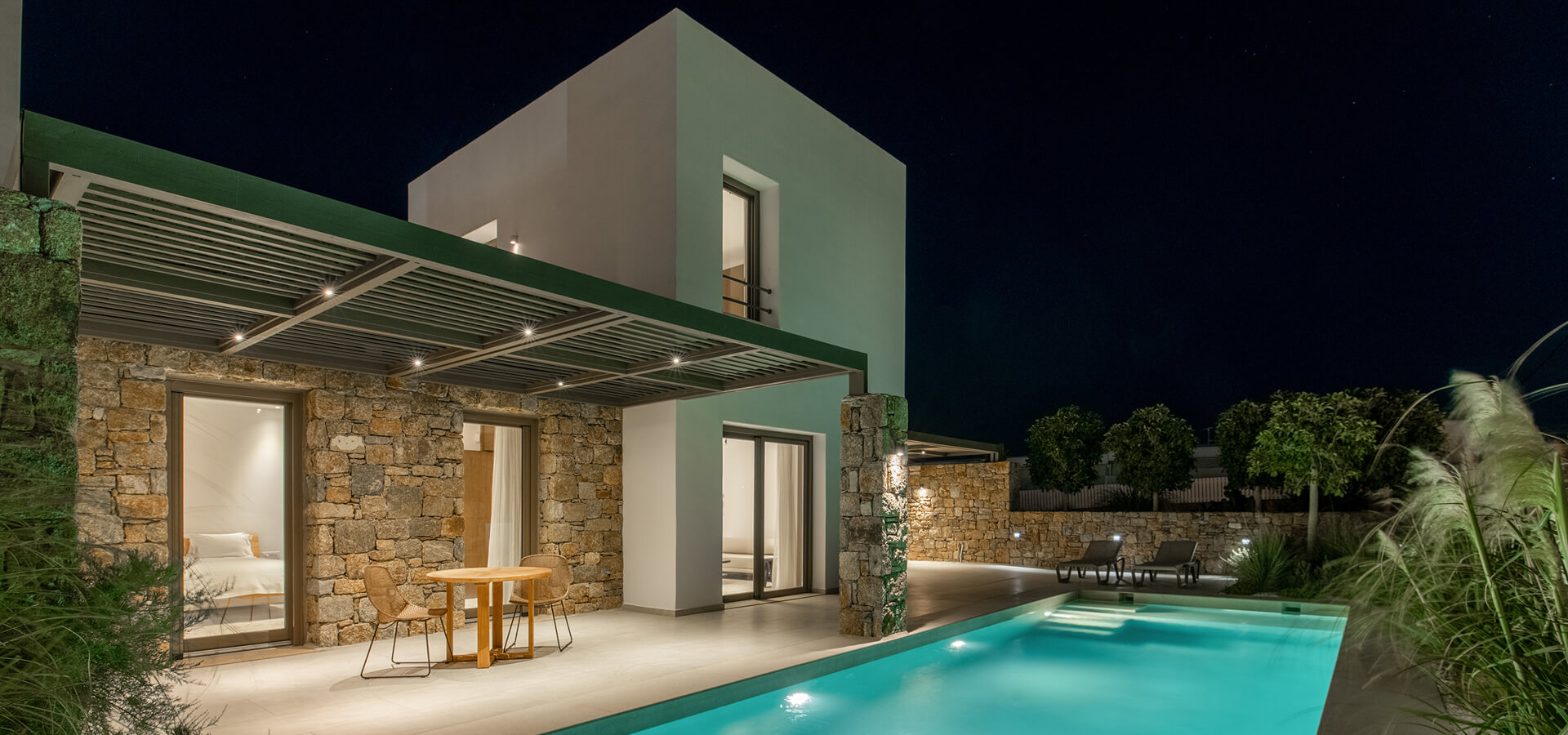 Suite with Private Pool & Garden View in Omvrodektis, Mykonos